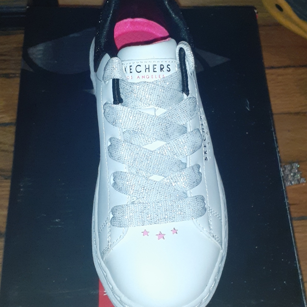 Skechers street memory foam  los angeles